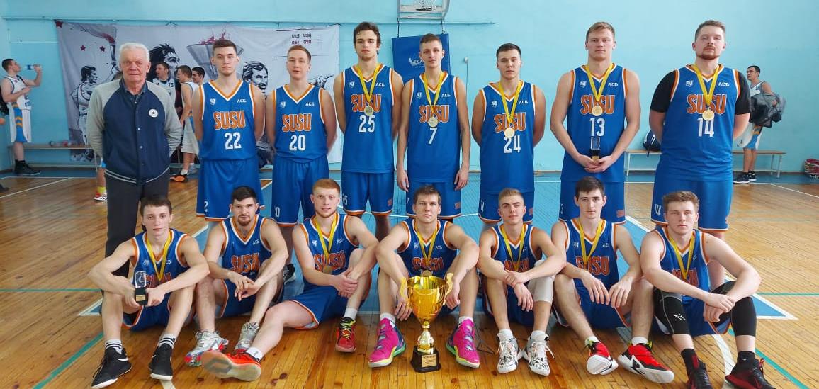 14 февраля 2021 года состоялась финальная игра Чемпионата Челябинской области среди мужских команд сезона 2020 года.